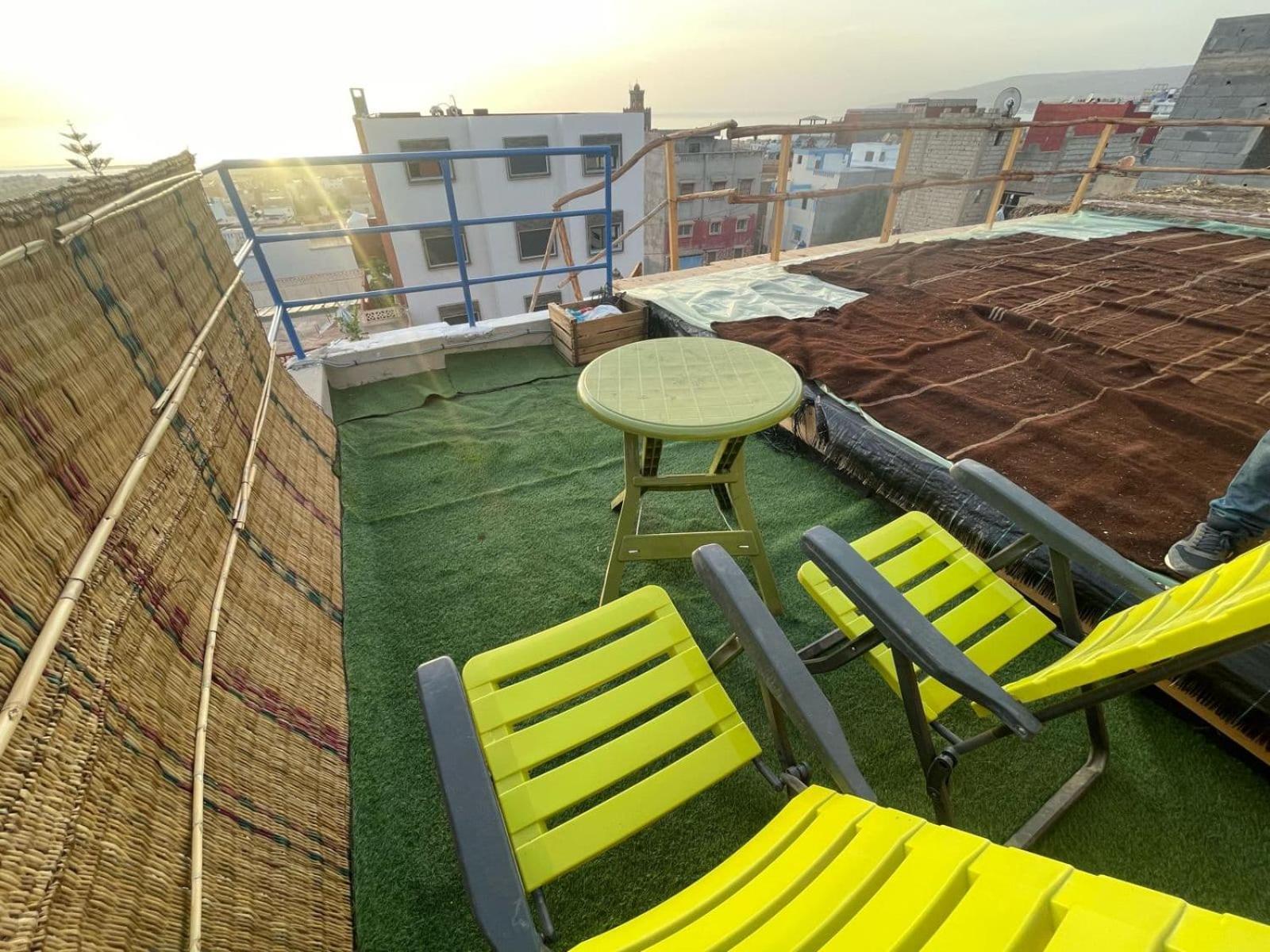 Heaven Surf Camp Hostel Tamraght Exterior foto